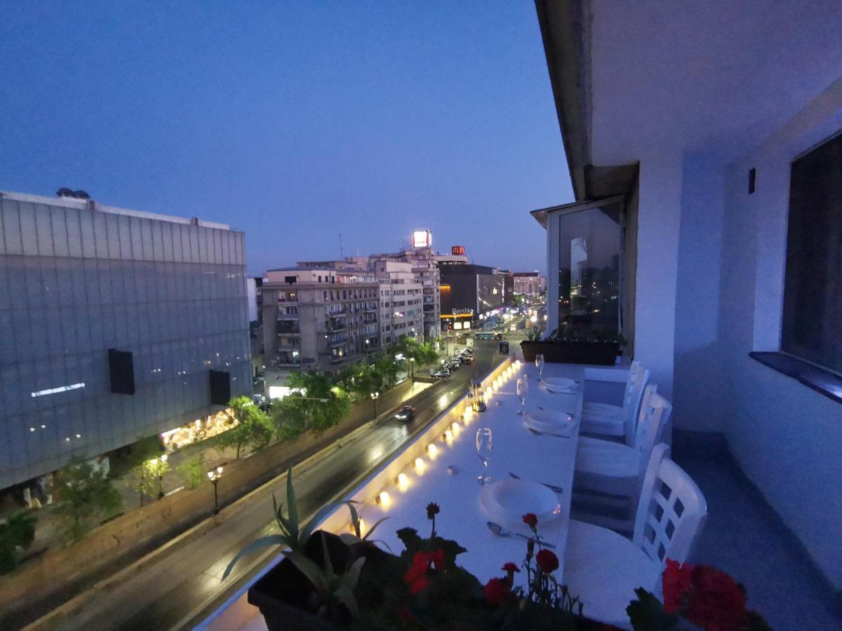 Old Town Apartment With Amazing View From The Balcony Бухарест Экстерьер фото