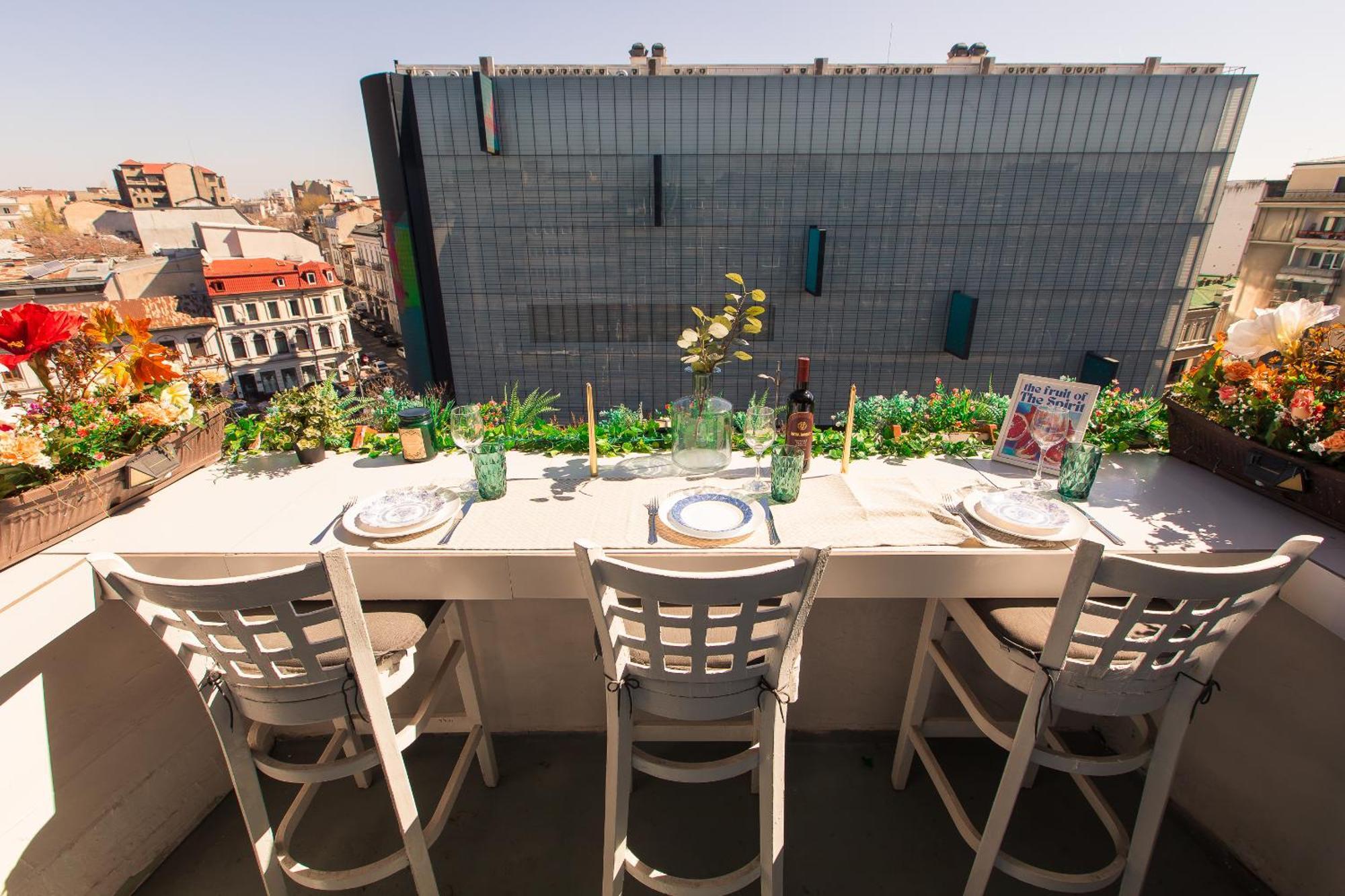 Old Town Apartment With Amazing View From The Balcony Бухарест Экстерьер фото