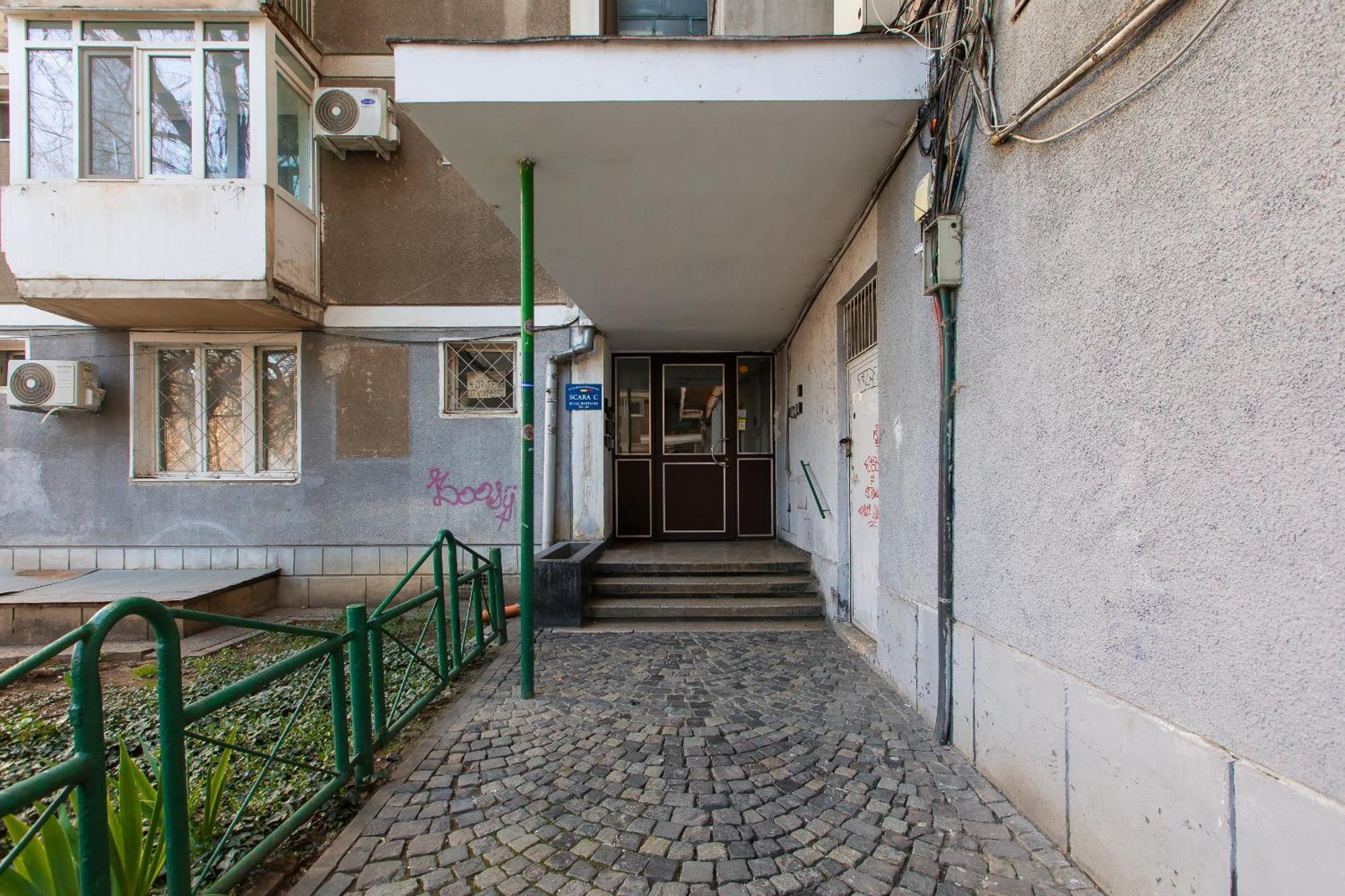 Old Town Apartment With Amazing View From The Balcony Бухарест Экстерьер фото